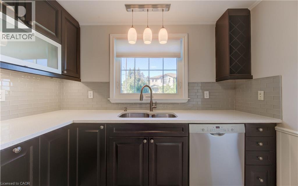 6 Churchill Street, Waterloo, Ontario N2L 2X2 - Photo 17 - 40779789