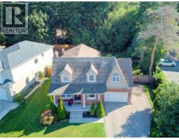 6 CHURCHILL Street, Waterloo, Ontario