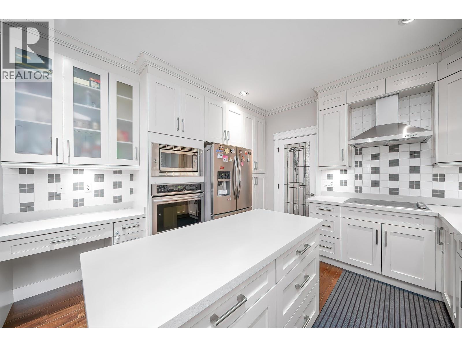 7553 Newcombe Street, Burnaby, British Columbia  V3N 3V7 - Photo 18 - R3063415