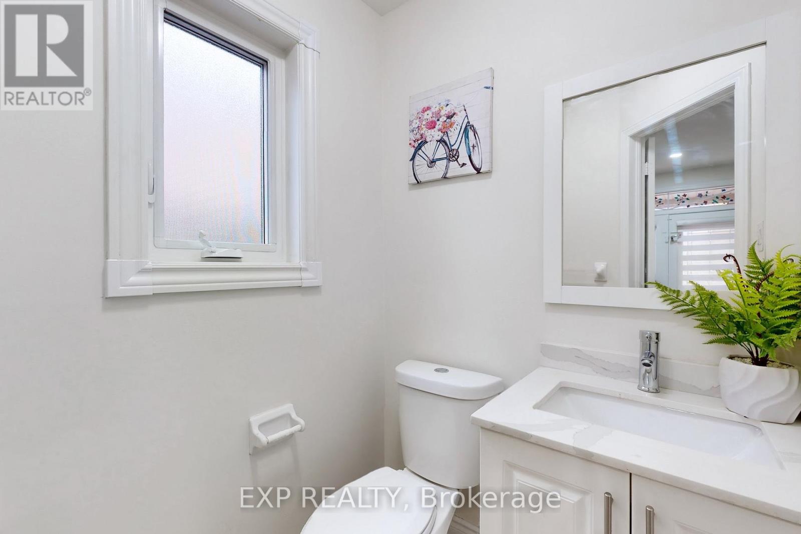 306 Morningmist Street S, Brampton, Ontario  L6R 2B9 - Photo 16 - W12525352