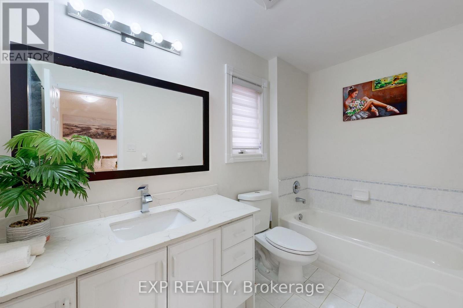 306 Morningmist Street S, Brampton, Ontario  L6R 2B9 - Photo 23 - W12525352