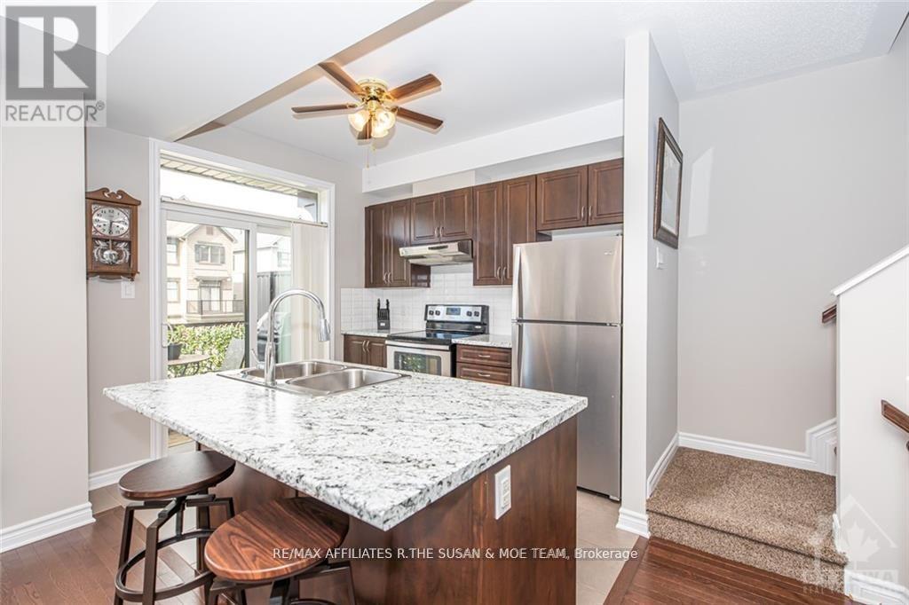 327 Citrine Street, Ottawa, Ontario K4A 0T7 - Photo 7 - X12525438