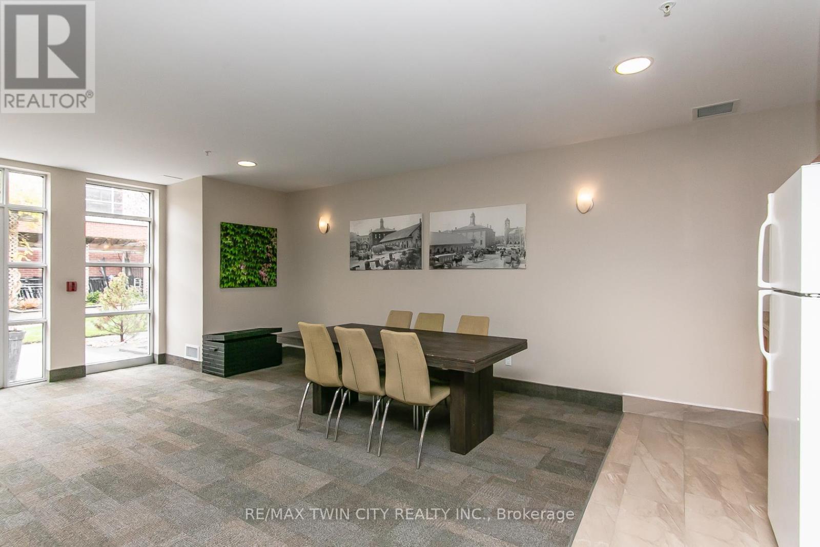 211 - 165 Duke Street E, Kitchener, Ontario  N2H 6T8 - Photo 37 - X12525336