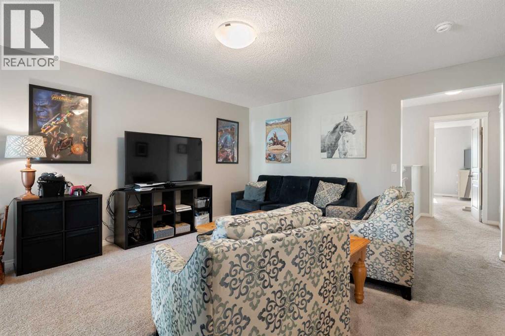 77 Copperpond Street Se, Calgary, Alberta  T2Z 0L2 - Photo 19 - A2257813