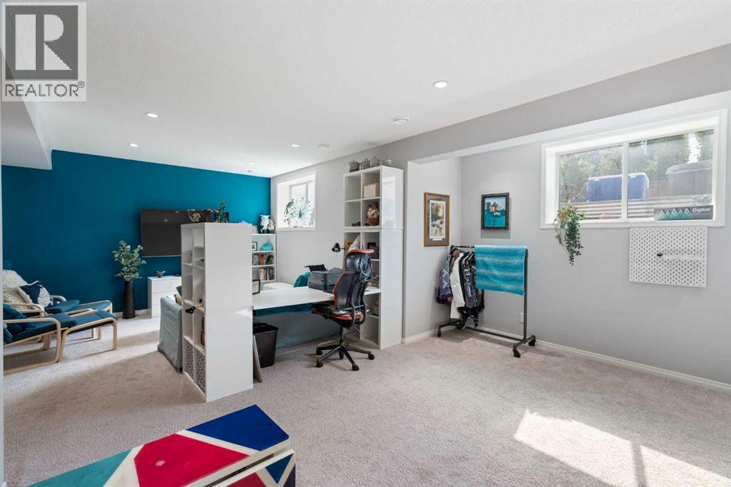 77 Copperpond Street Se, Calgary, Alberta  T2Z 0L2 - Photo 34 - A2257813