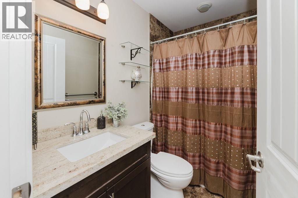 201 518 Shaw Road, Gibsons, British Columbia  V0N 1V8 - Photo 16 - R3059396