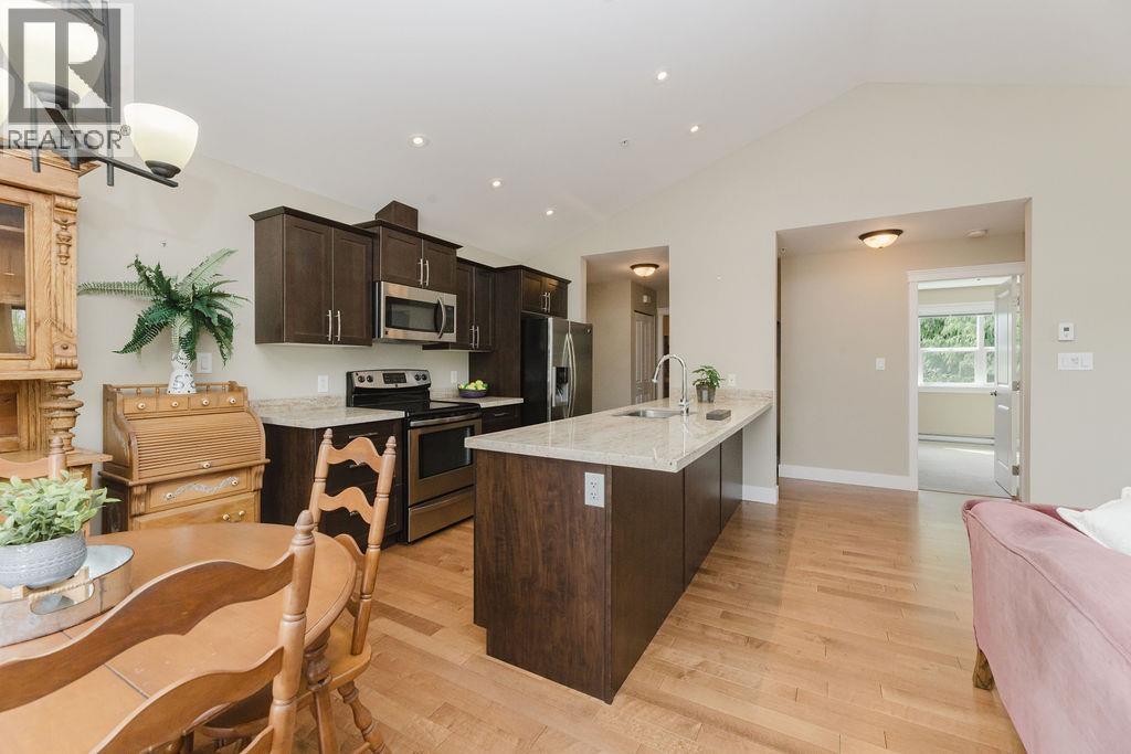 201 518 Shaw Road, Gibsons, British Columbia  V0N 1V8 - Photo 7 - R3059396