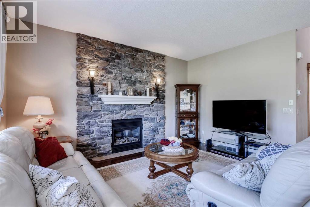 307 Crystal Green Rise, Okotoks, Alberta  T1S 2N5 - Photo 8 - A2255966