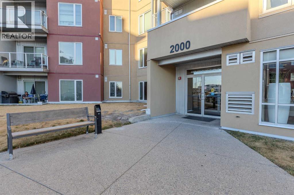 2127, 604 East Lake Boulevard Ne, Airdrie, Alberta  T2A 0G6 - Photo 3 - A2265320