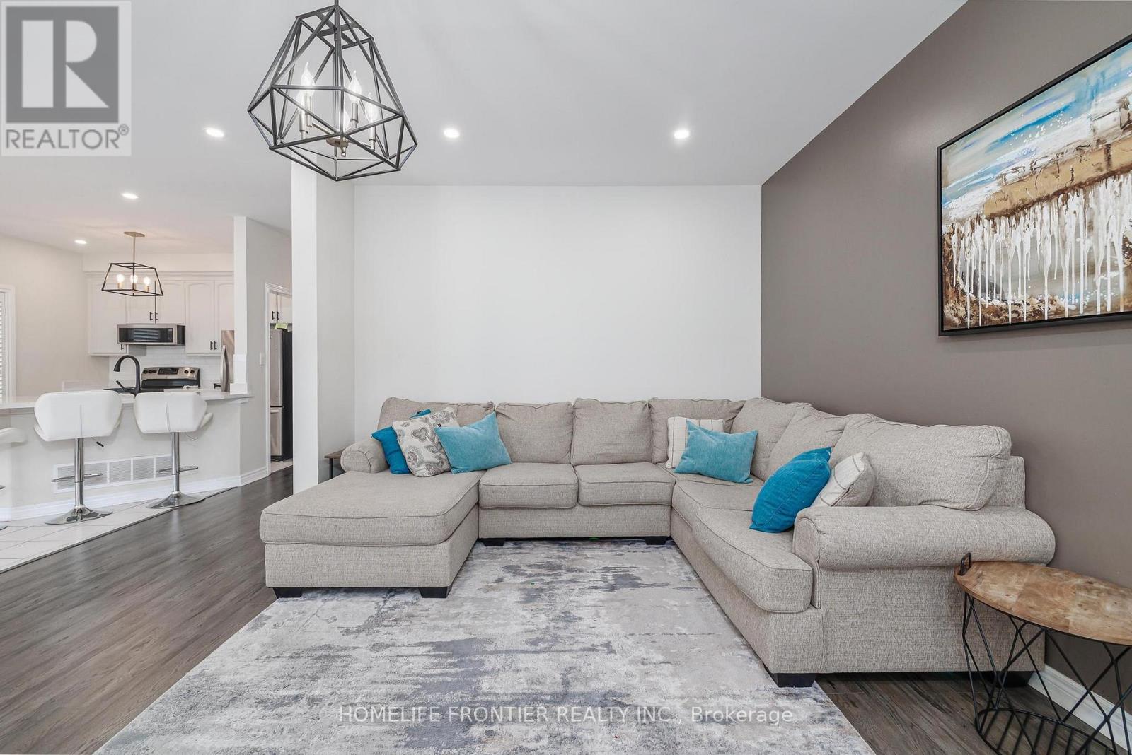 6 Raintree Crescent, Richmond Hill, Ontario L4E 3T5 - Photo 8 - N12171568