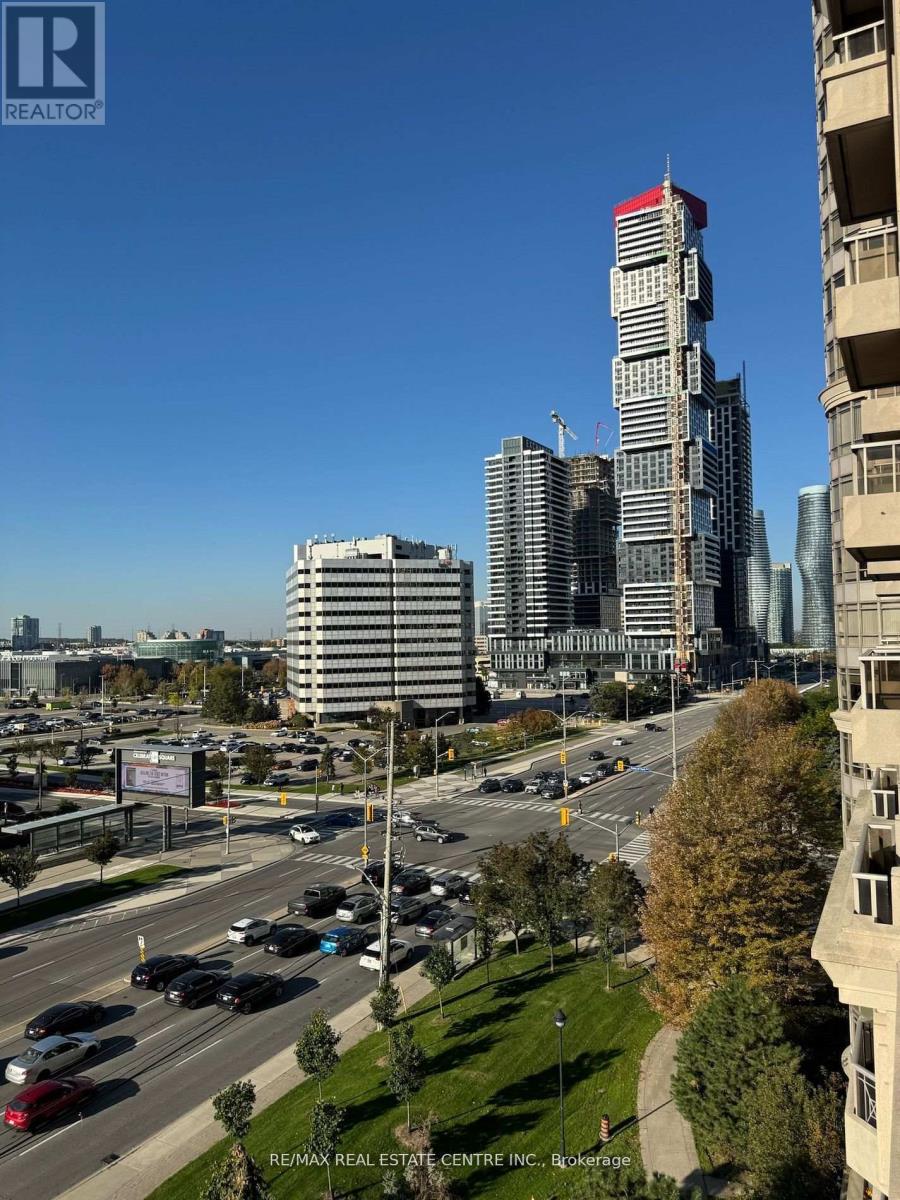 834 - 3888 Duke Of York Boulevard, Mississauga, Ontario L5C 1Z5 - Photo 29 - W12521658