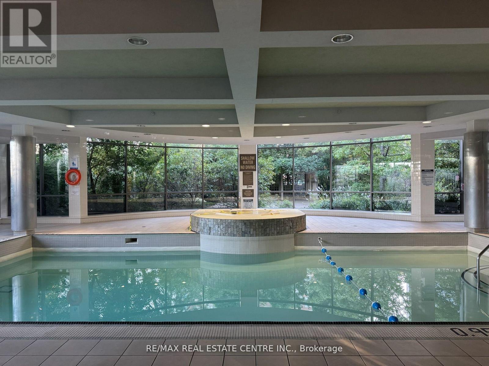 834 - 3888 Duke Of York Boulevard, Mississauga, Ontario L5C 1Z5 - Photo 27 - W12521658