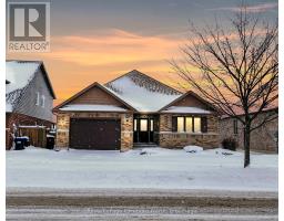 ENTIRE HOME - 27 PORTLAND STREET, Collingwood, Ontario