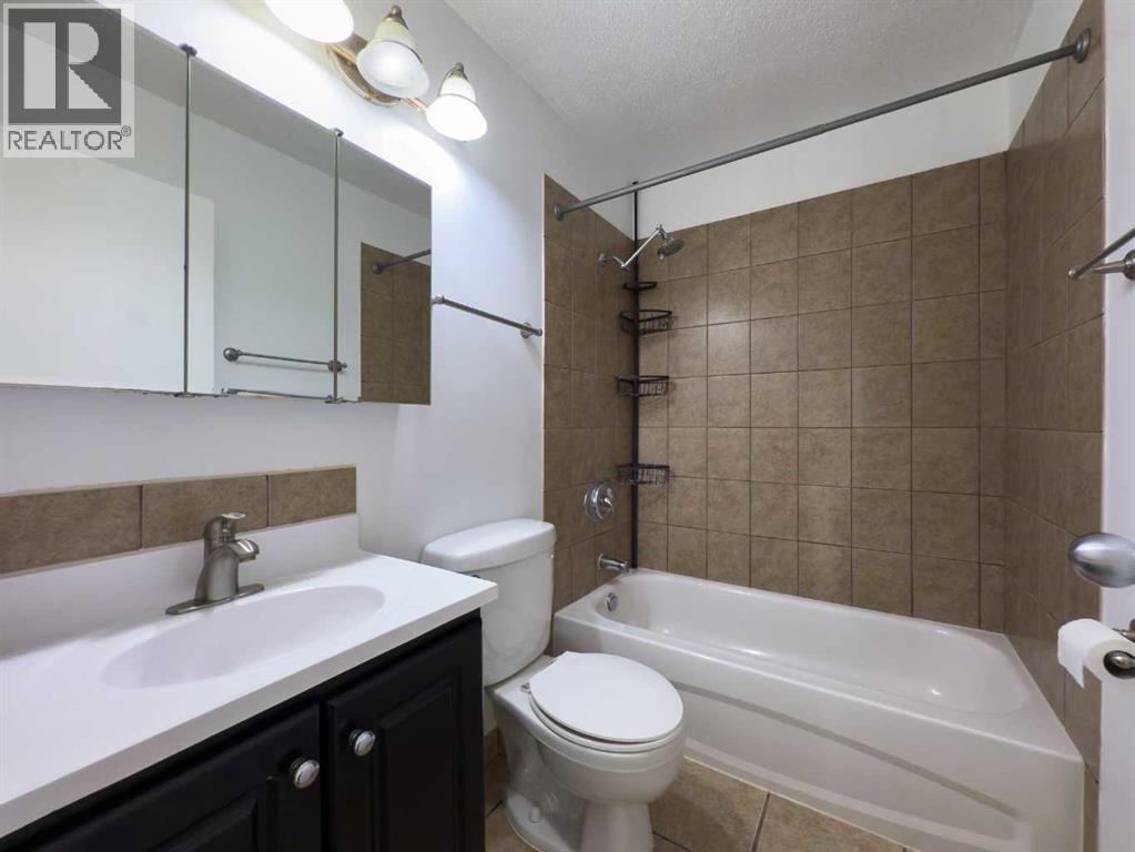 5723 55 Street, Rocky Mountain House, Alberta  T4T 1J7 - Photo 19 - A2255190