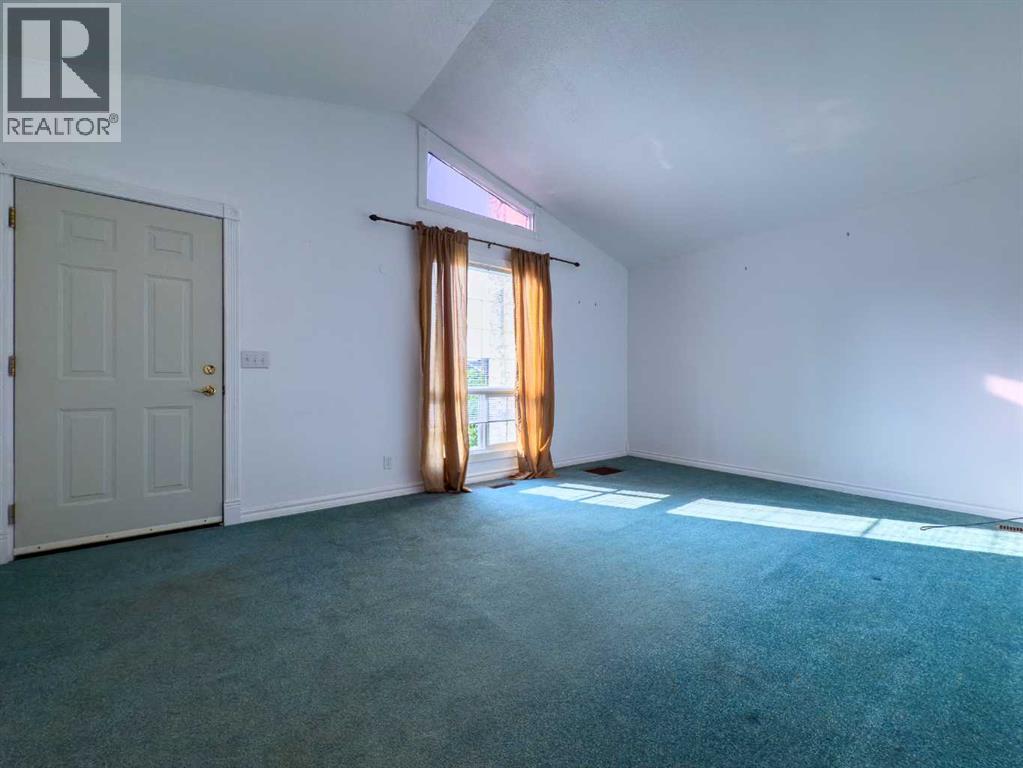 5723 55 Street, Rocky Mountain House, Alberta  T4T 1J7 - Photo 8 - A2255190