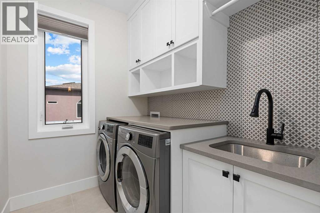 2126a 52 Avenue Sw, Calgary, Alberta  T3E 1K3 - Photo 35 - A2233001