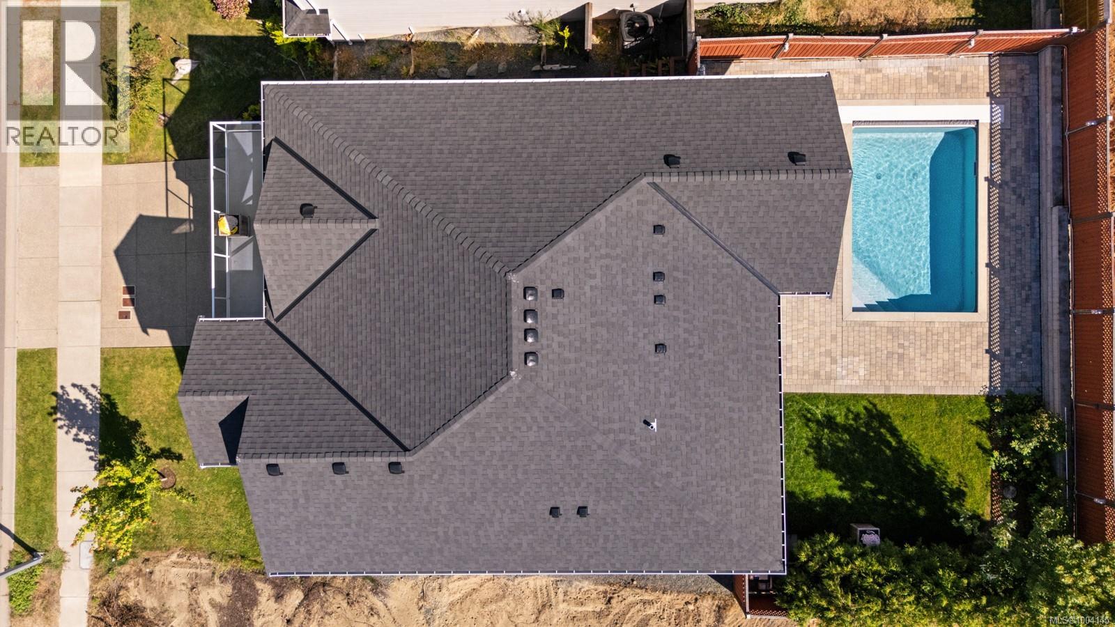 1437 Crown Isle Blvd, Courtenay, British Columbia  V9N 0G3 - Photo 4 - 1004145