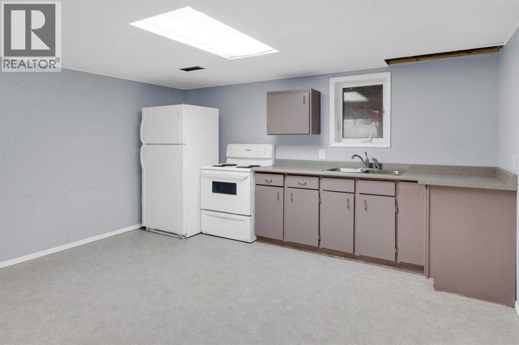 2412 22 Street Nw, Calgary, Alberta  T2M 3W6 - Photo 16 - A2262810