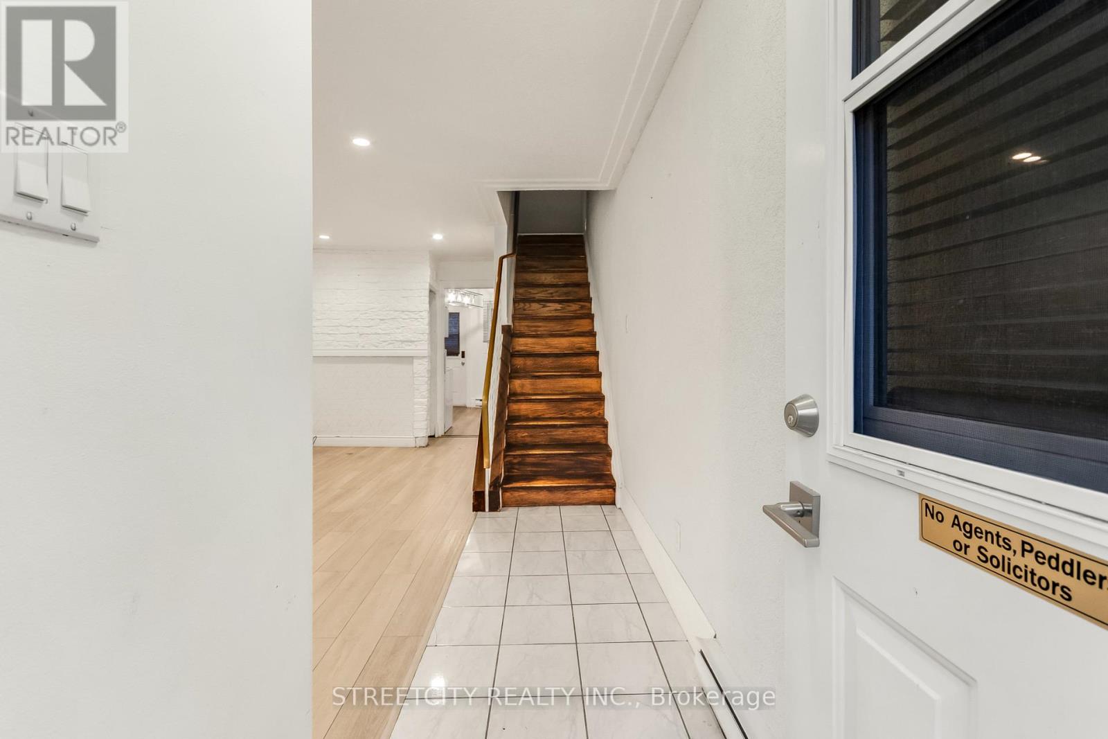 D - 71 Wellesley Crescent, London East, Ontario  N5V 1J6 - Photo 10 - X12525536