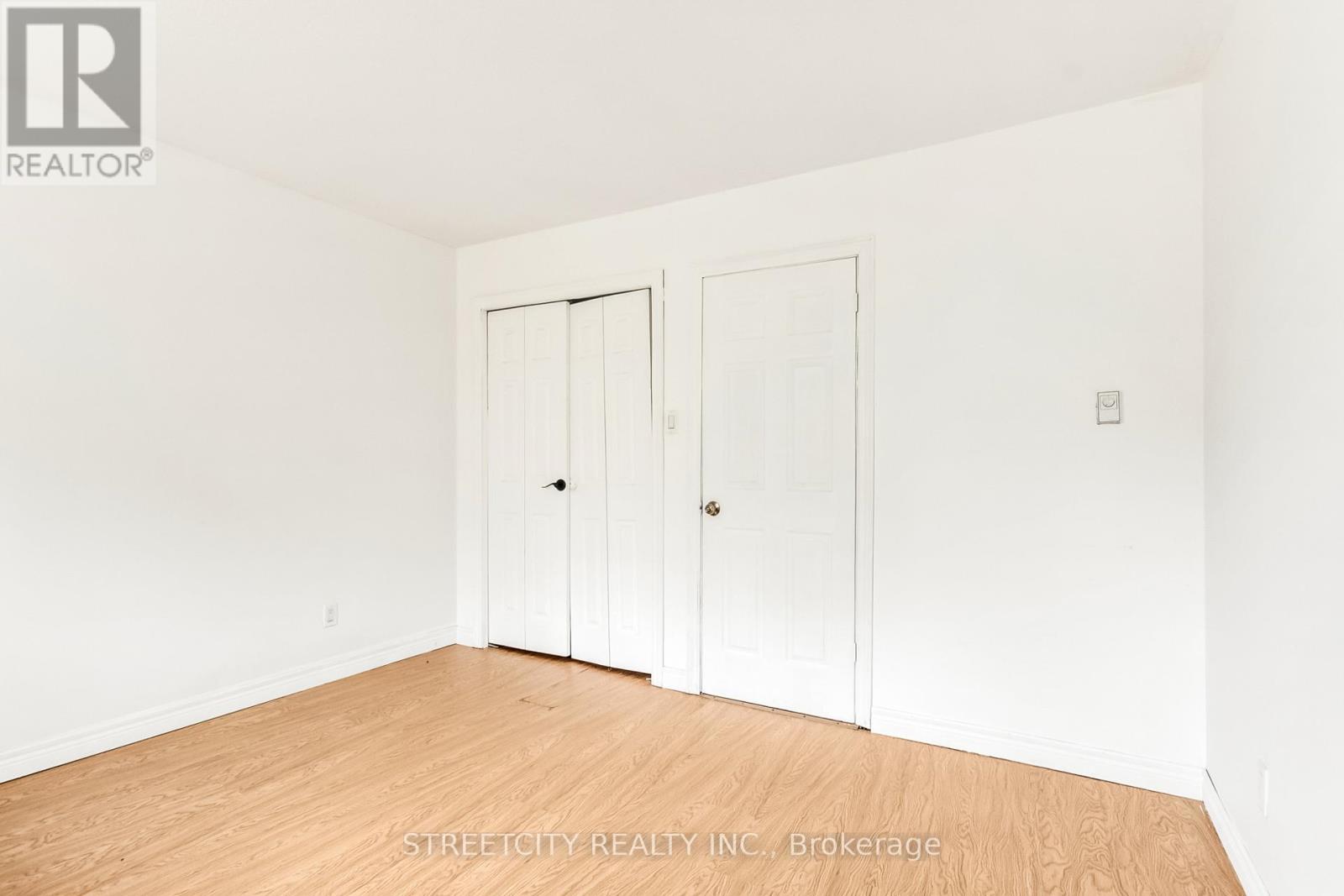 D - 71 Wellesley Crescent, London East, Ontario  N5V 1J6 - Photo 16 - X12525536