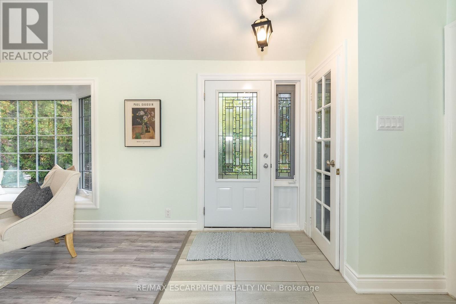 5433 Spruce Avenue, Burlington, Ontario  L7L 1N8 - Photo 17 - W12525416