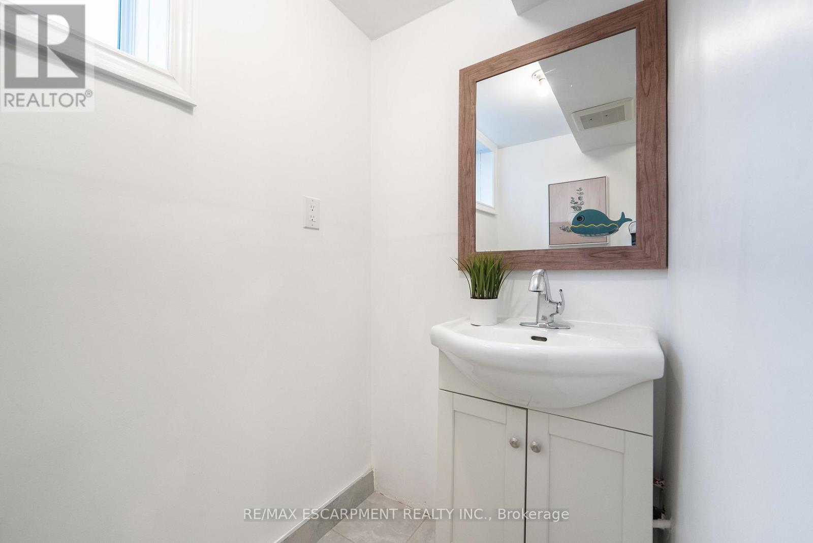 5433 Spruce Avenue, Burlington, Ontario  L7L 1N8 - Photo 29 - W12525416