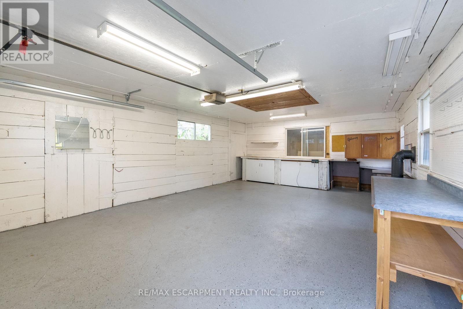 5433 Spruce Avenue, Burlington, Ontario  L7L 1N8 - Photo 36 - W12525416