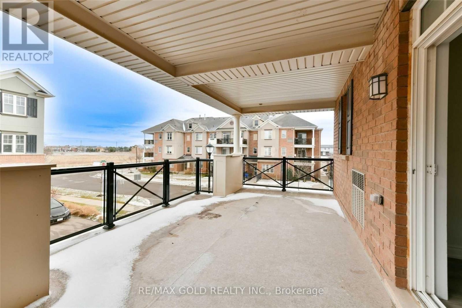 212 - 263 Georgian Drive, Oakville, Ontario  L6H 0L2 - Photo 32 - W12525422