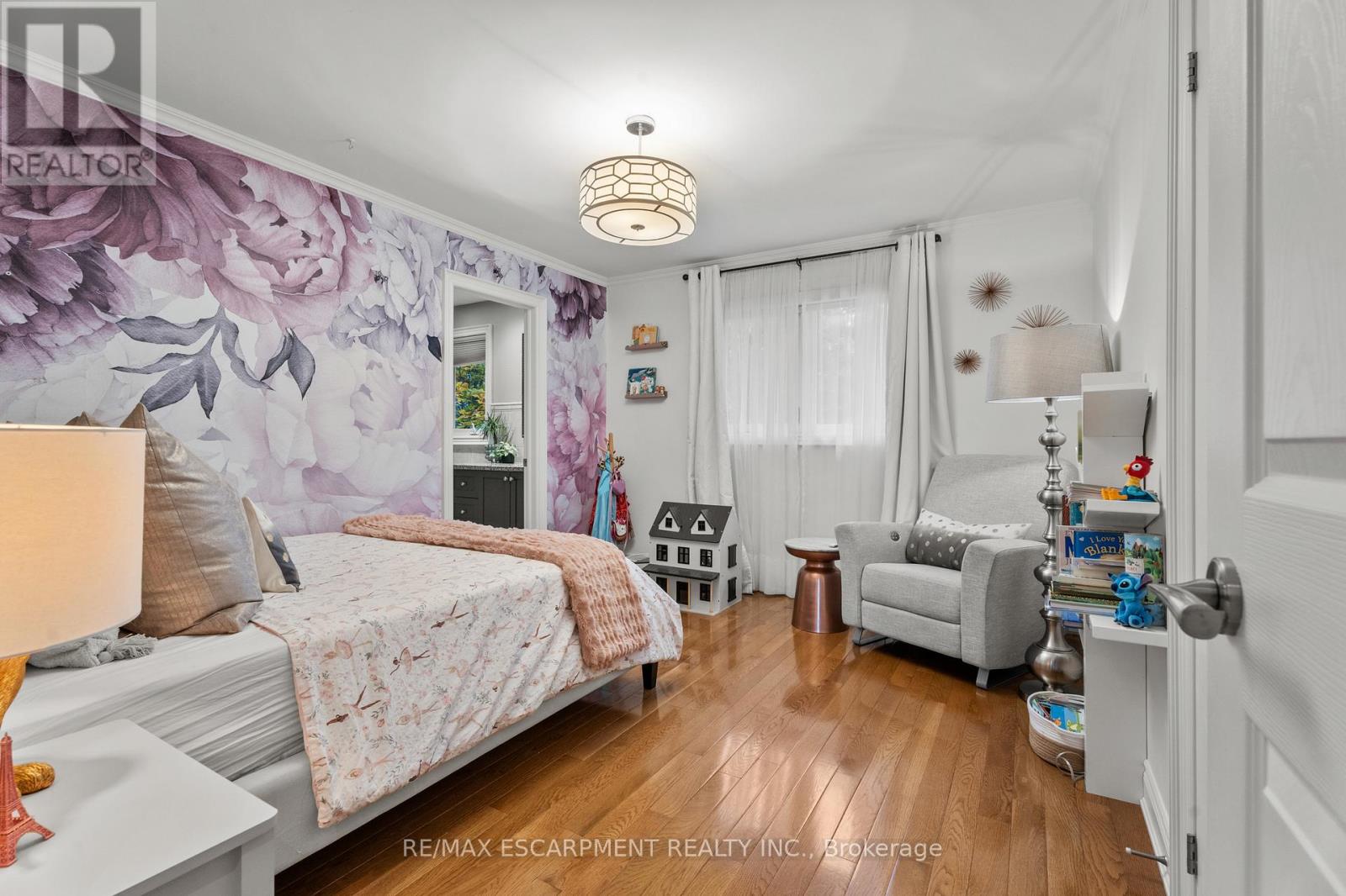 1759 Featherston Court, Mississauga, Ontario  L5L 3E2 - Photo 28 - W12525436