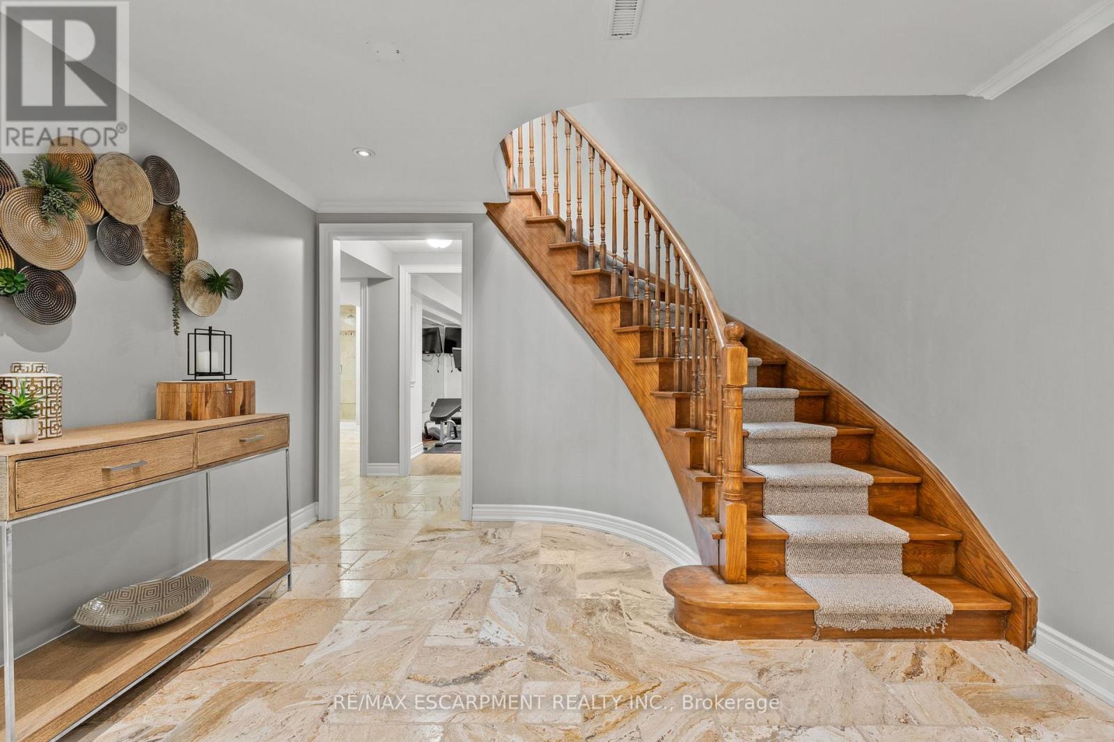 1759 Featherston Court, Mississauga, Ontario  L5L 3E2 - Photo 33 - W12525436