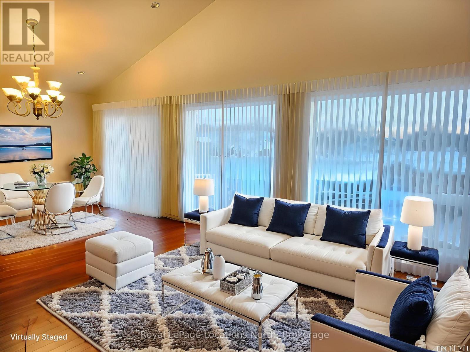 Entire Home - 27 Portland Street, Collingwood, Ontario L9Y 0W9 - Photo 12 - S12408765