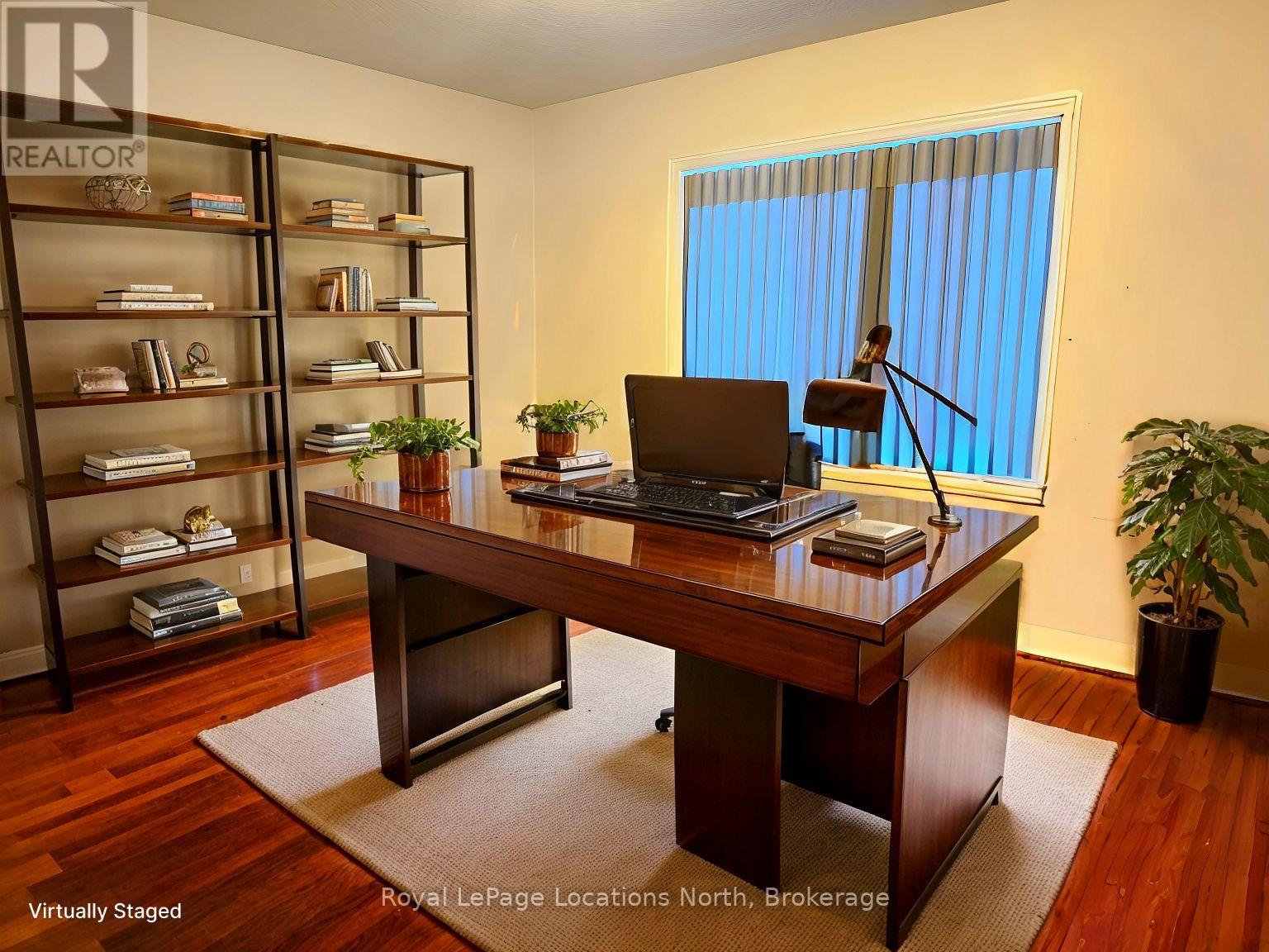 Entire Home - 27 Portland Street, Collingwood, Ontario L9Y 0W9 - Photo 8 - S12408765