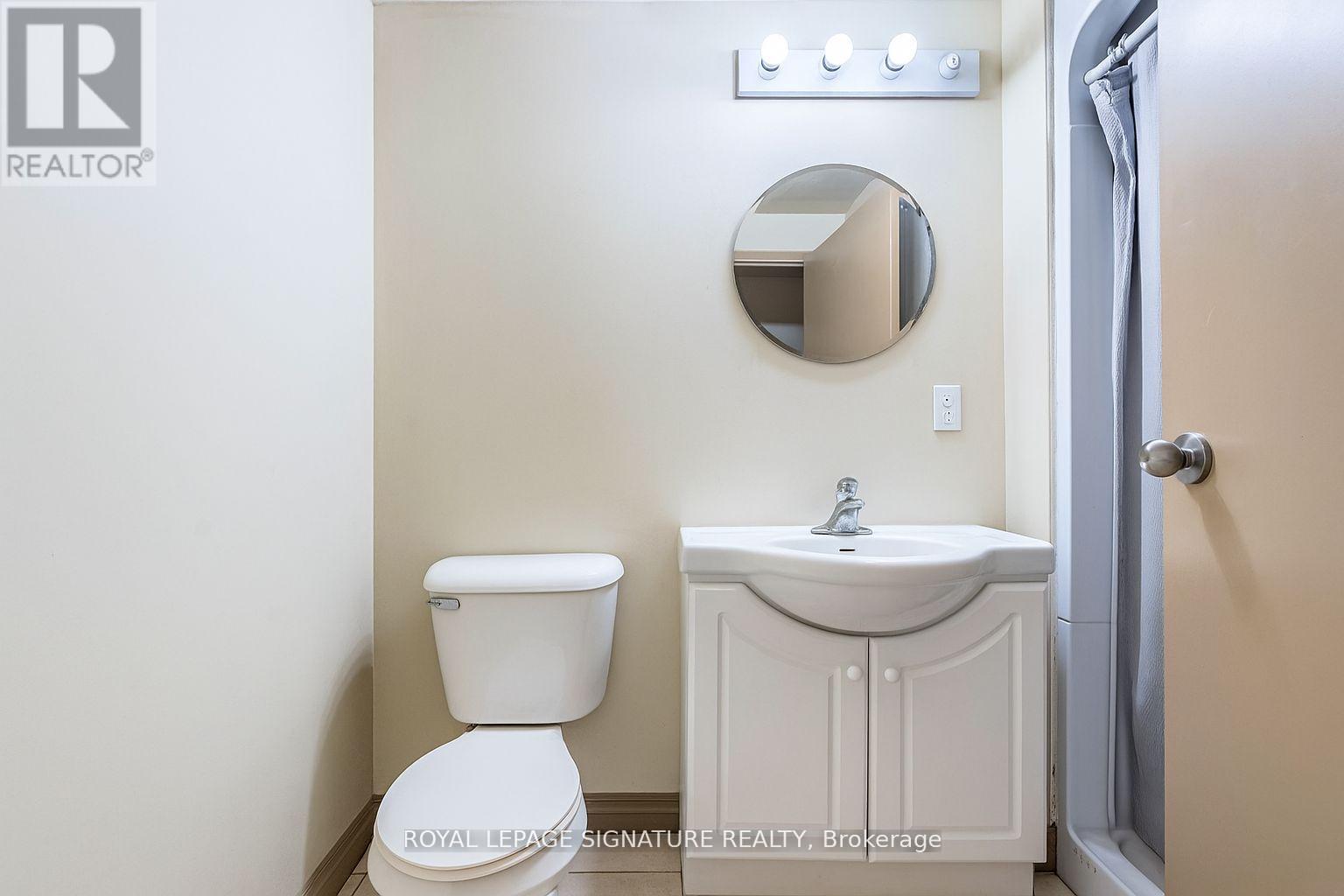 206 - 251 Lester Street, Waterloo, Ontario  N2L 3W6 - Photo 18 - X12525442