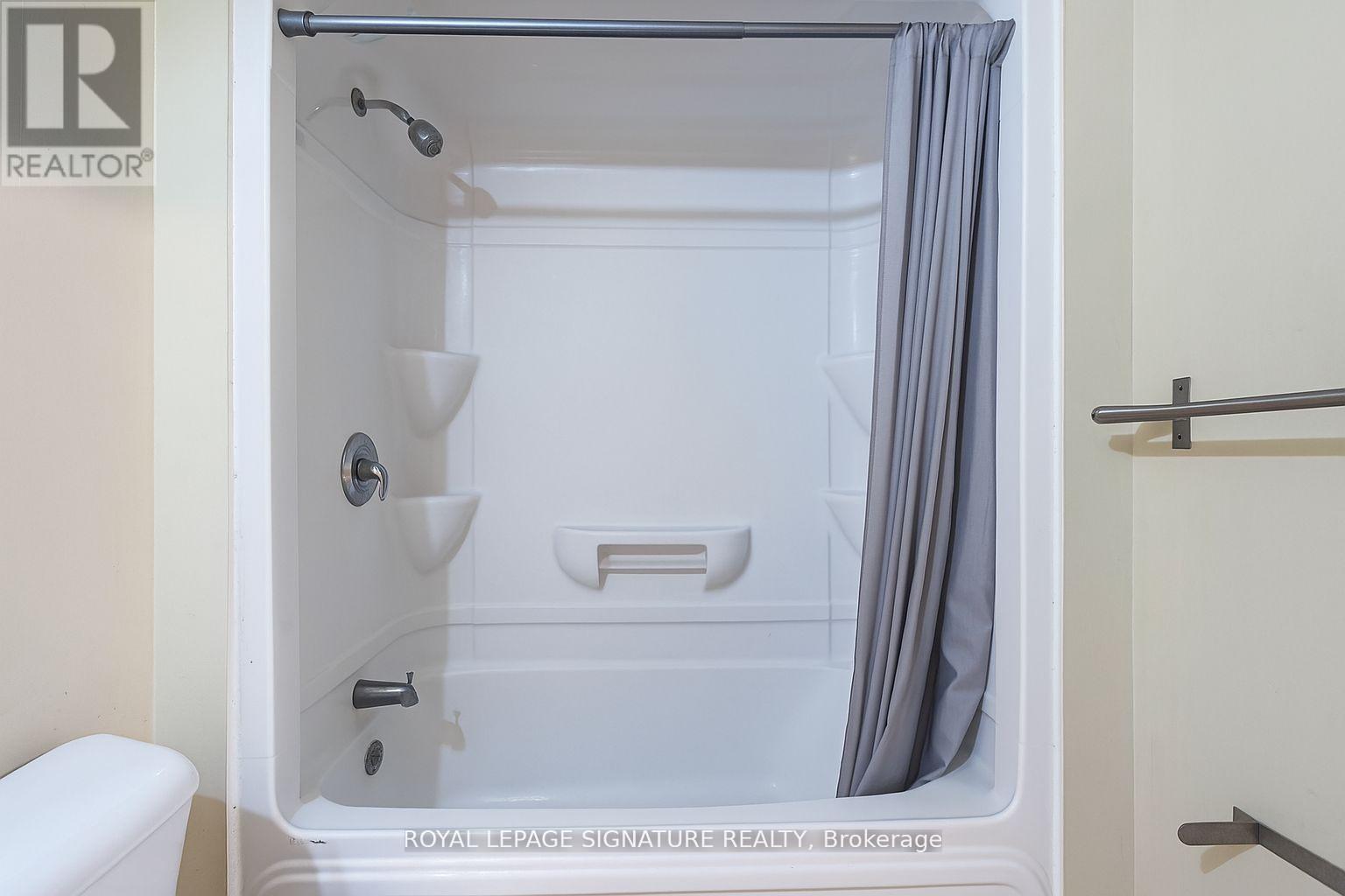 206 - 251 Lester Street, Waterloo, Ontario  N2L 3W6 - Photo 20 - X12525442