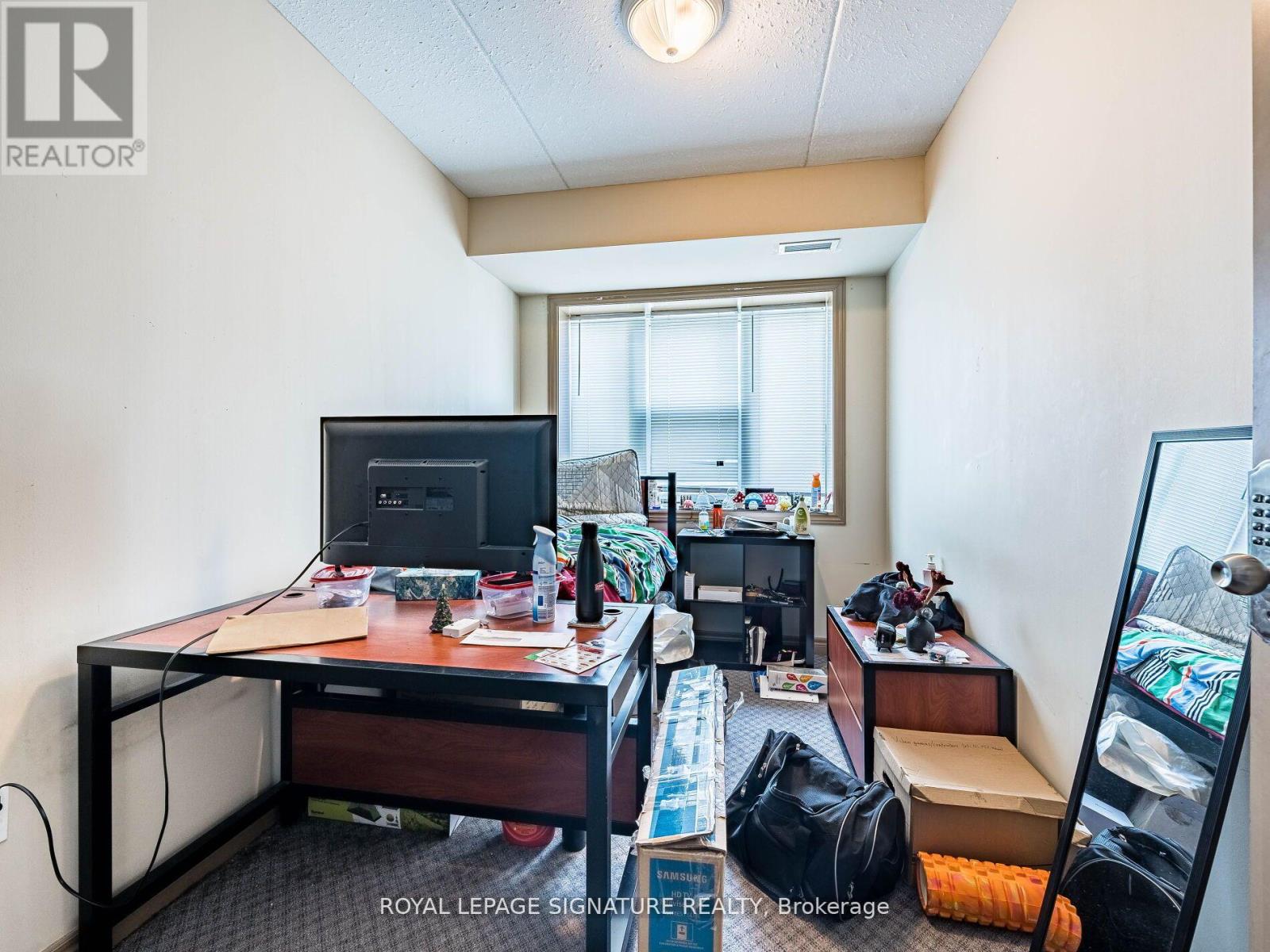 206 - 251 Lester Street, Waterloo, Ontario  N2L 3W6 - Photo 33 - X12525442