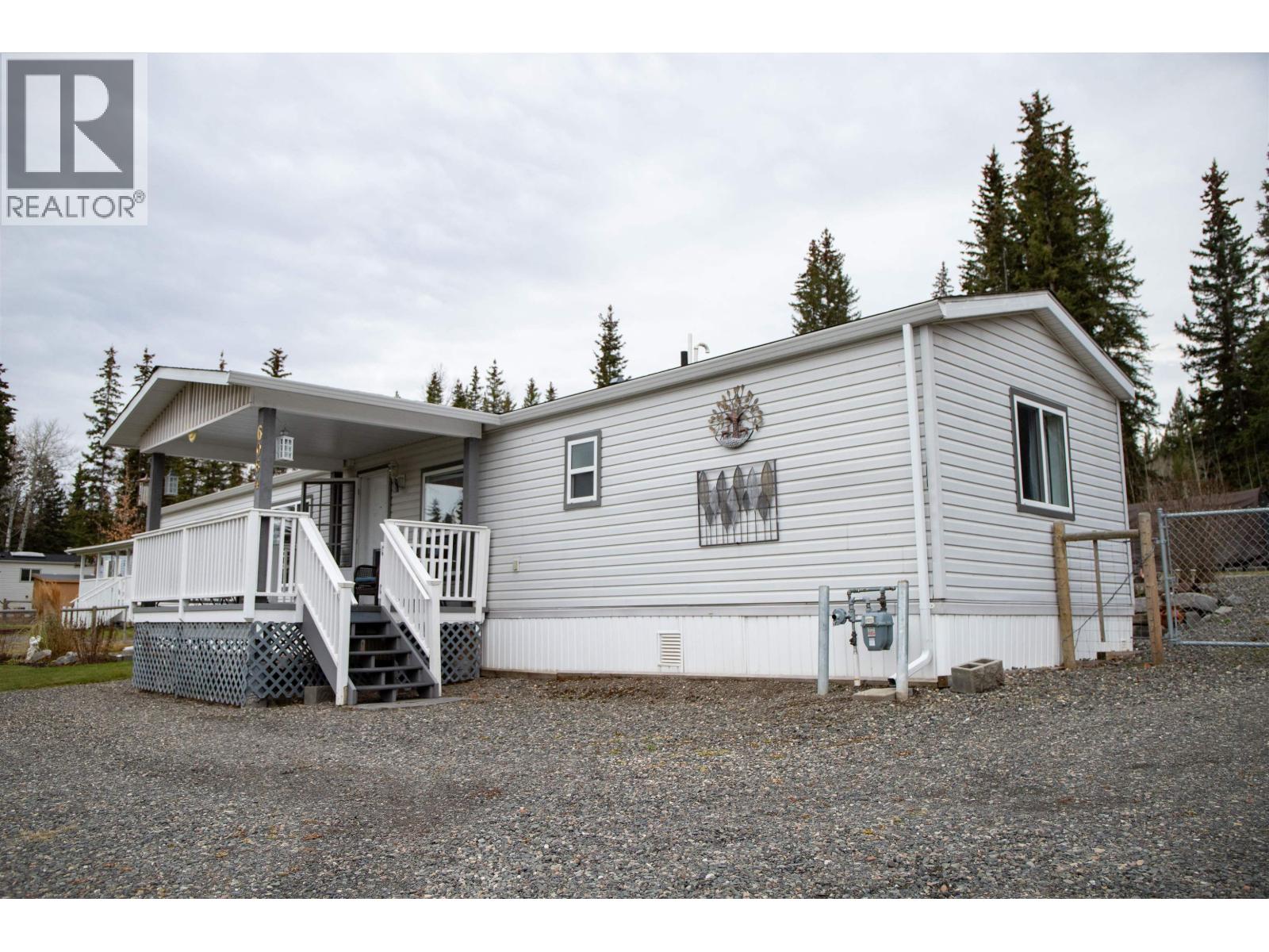 6064 Norman Road, 100 Mile House, British Columbia  V0K 2E3 - Photo 10 - R3065766
