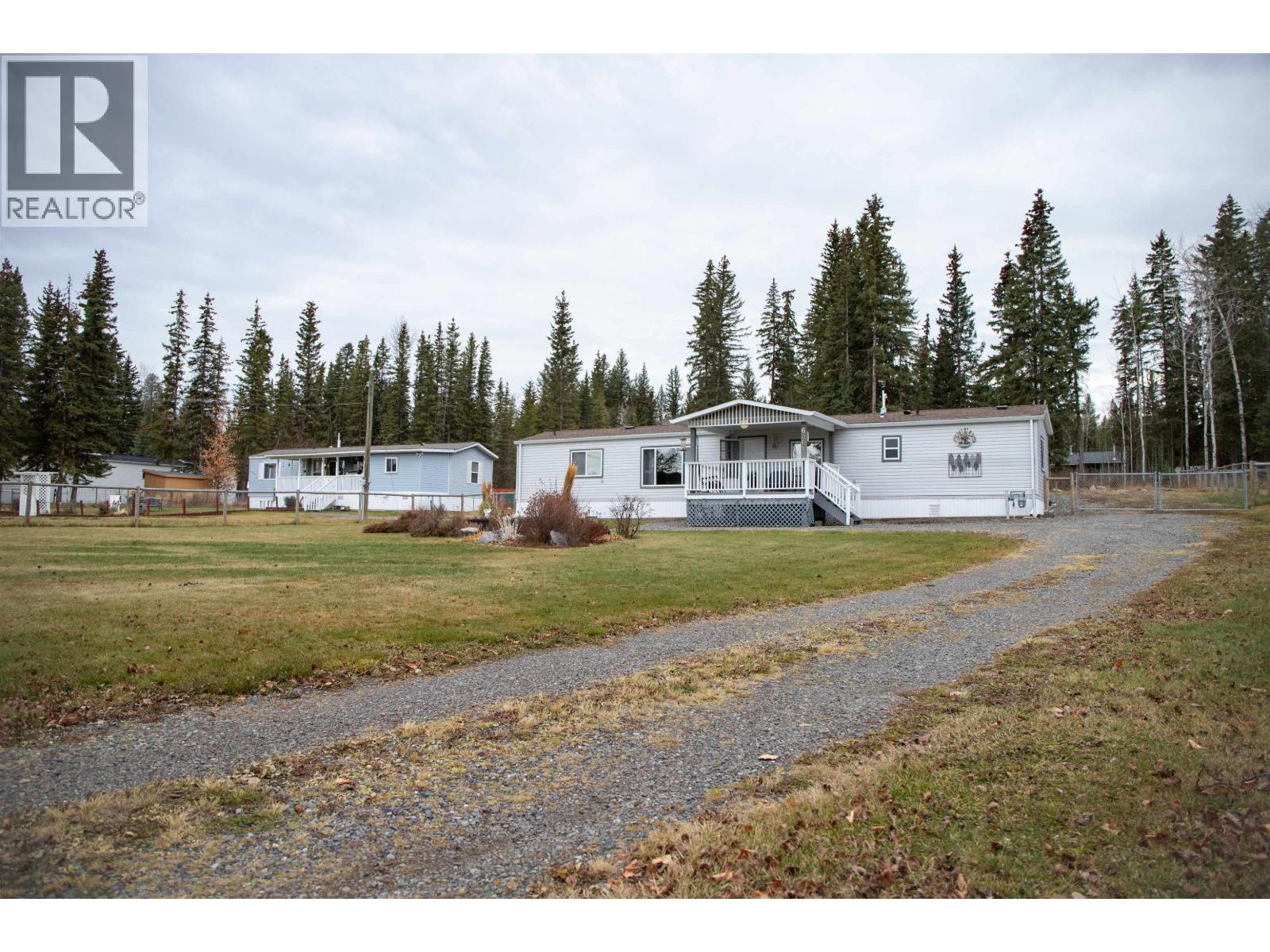6064 Norman Road, 100 Mile House, British Columbia  V0K 2E3 - Photo 5 - R3065766