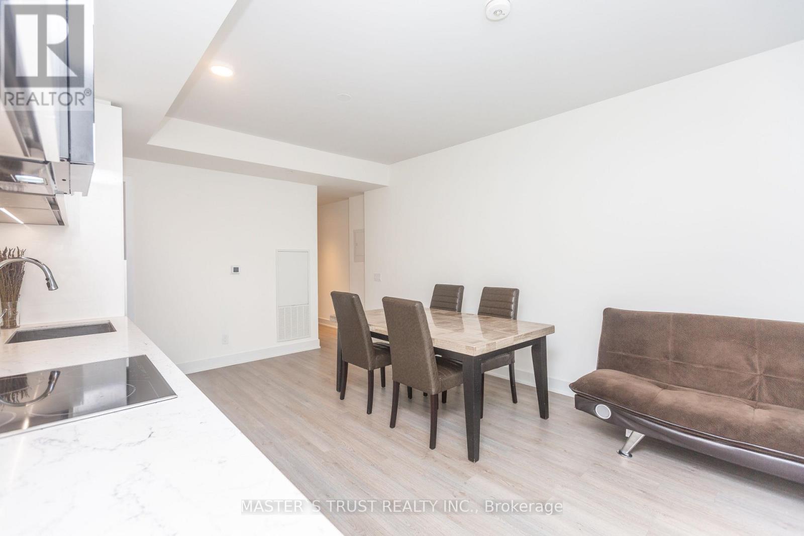 2006 - 8 Cumberland Street, Toronto, Ontario  M4W 0B6 - Photo 7 - C11964571