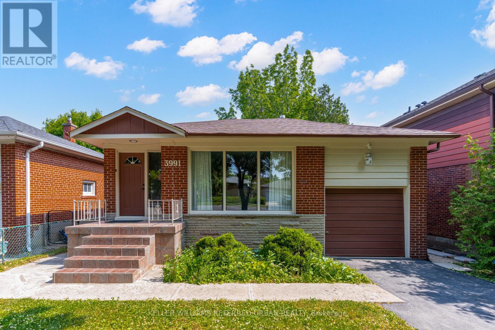 3991 Bloor Street W, Toronto, Ontario  M9B 1M2 - Photo 1 - W12388404