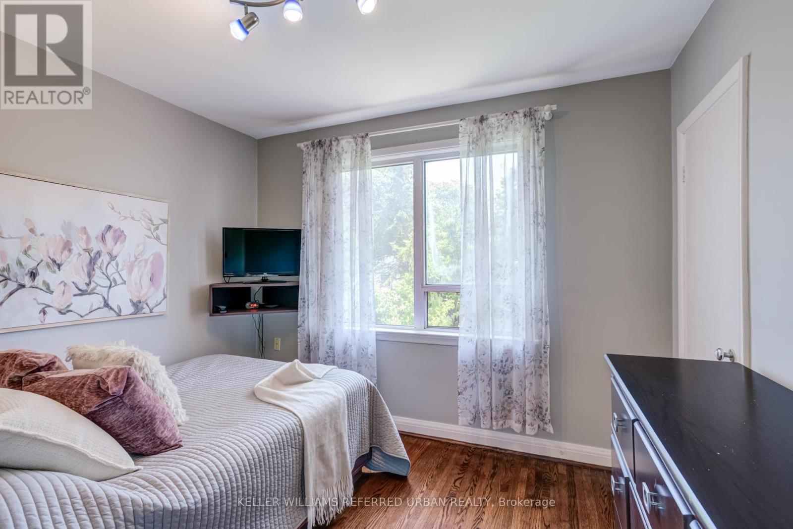 3991 Bloor Street W, Toronto, Ontario  M9B 1M2 - Photo 21 - W12388404