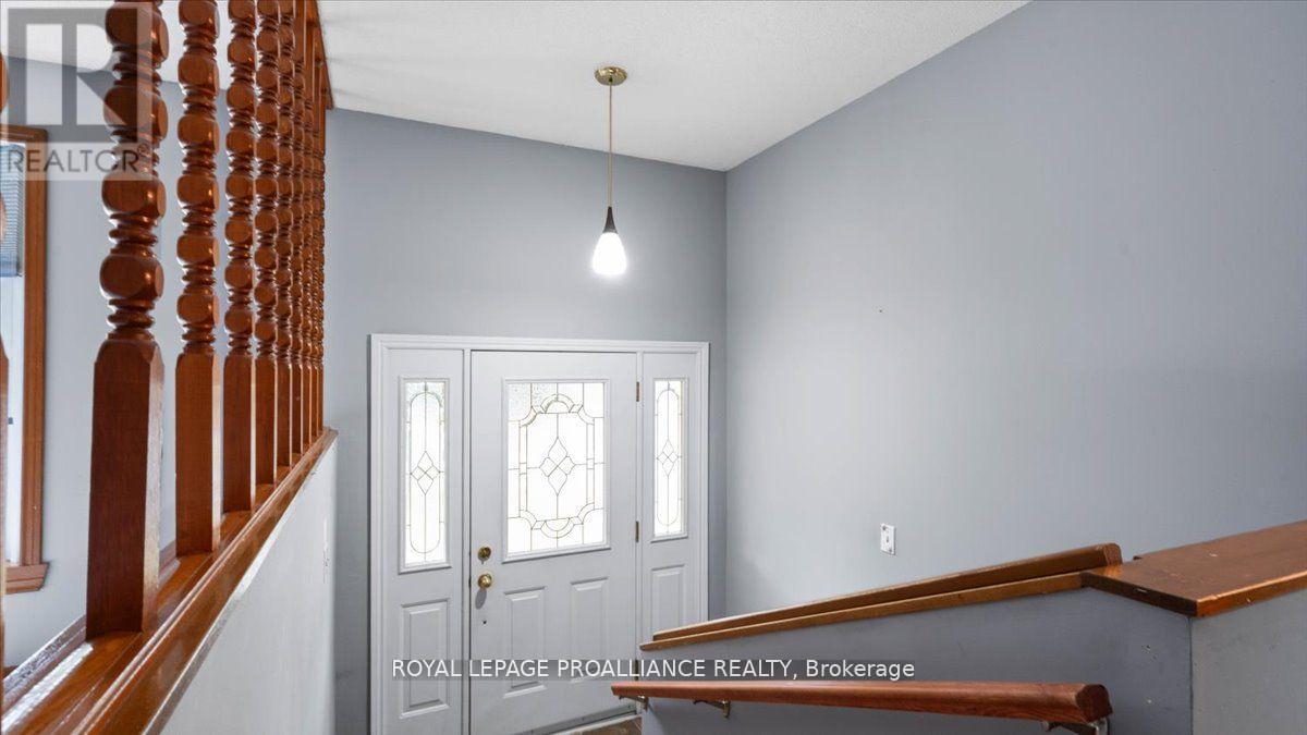 14 Connolly Avenue, Quinte West, Ontario  K8V 5T4 - Photo 22 - X12525380