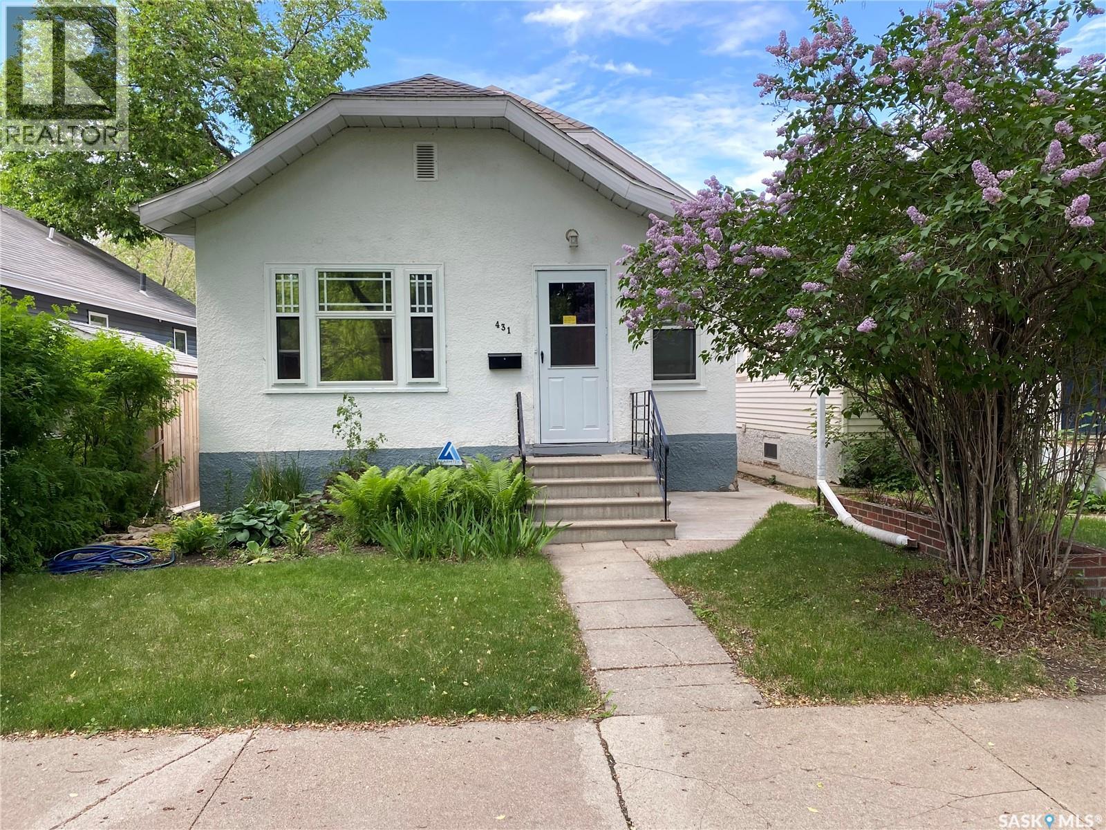 431 6th STREET E, Saskatoon, Saskatchewan