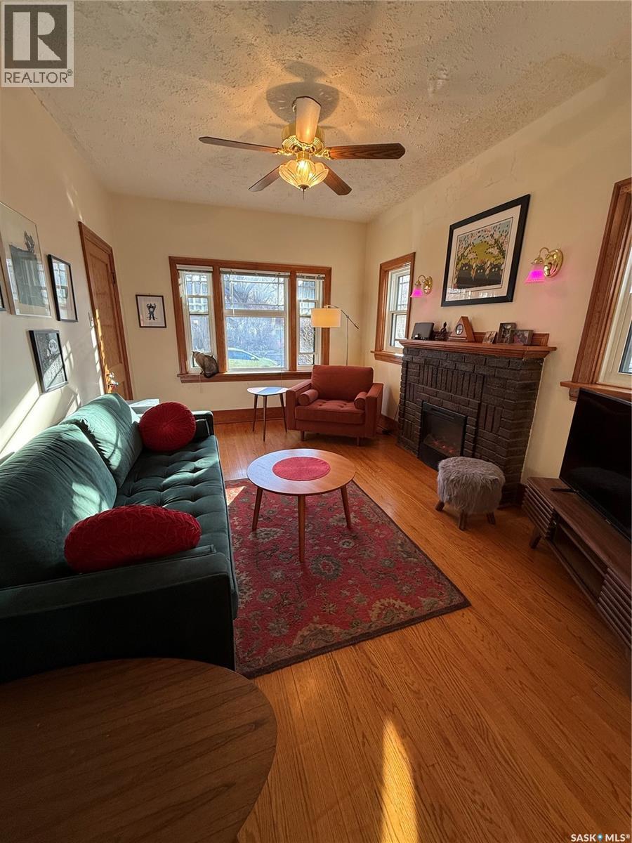 431 6th Street E, Saskatoon, Saskatchewan  S7H 1B7 - Photo 3 - SK023711