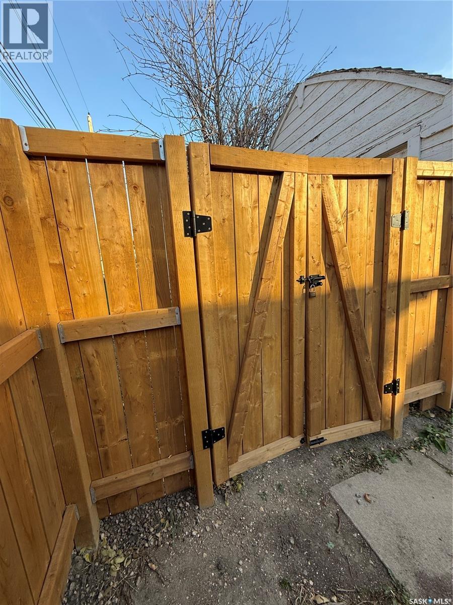 431 6th Street E, Saskatoon, Saskatchewan  S7H 1B7 - Photo 39 - SK023711