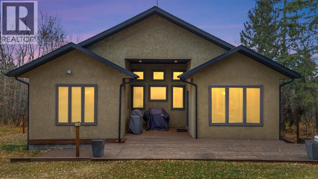 15 Creek Road, Rural Ponoka County, Alberta  T4J 1R3 - Photo 2 - A2266778