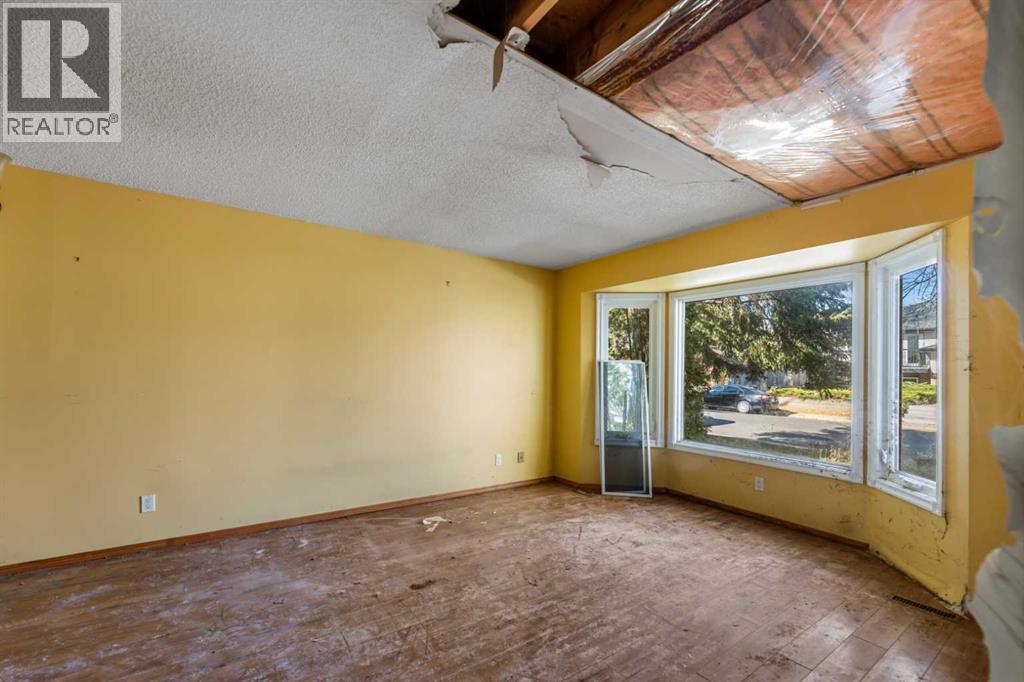 83 Templegreen Drive Ne, Calgary, Alberta  T1Y 4Z1 - Photo 4 - A2263196