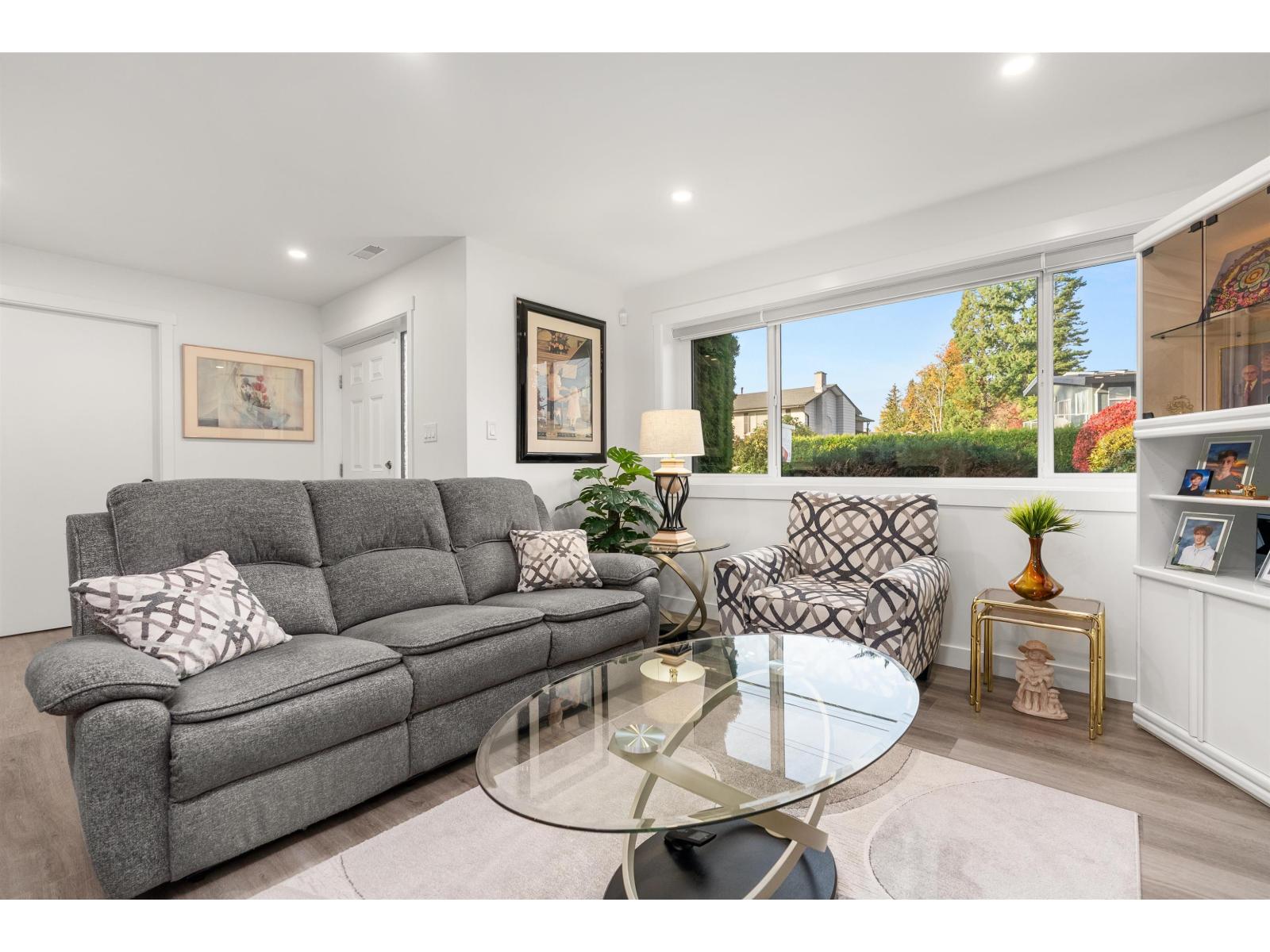 11852 85a Avenue, Delta, British Columbia  V4C 2V6 - Photo 3 - R3057043