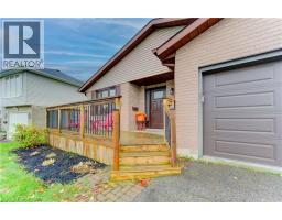 50 NEWBURY Drive, Kitchener, Ontario