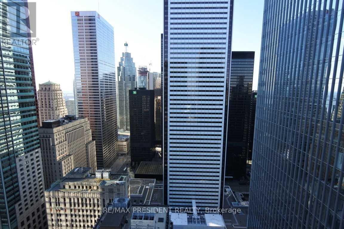 4112 - 70 TEMPERANCE STREET, Toronto, Ontario