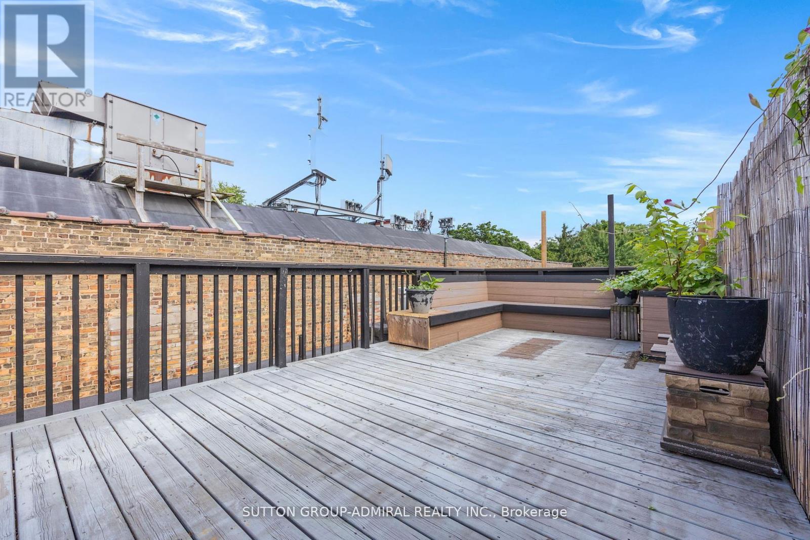 2 - 1969 Queen Street E, Toronto, Ontario  M4L 1H9 - Photo 22 - E12525534